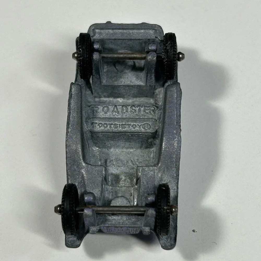 Vintage Small Diecast Car Lot‎ of 6, Tootsie Toy, toy Cars, mini Cars 2